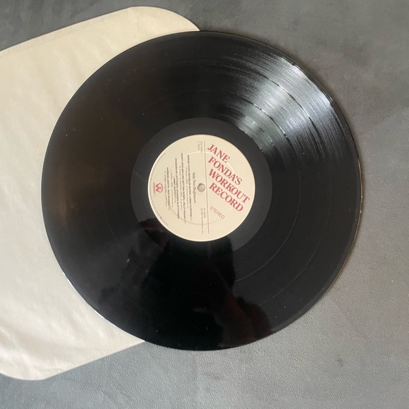 Jane Fonda’s workout vinyl record . Two record set . - Picture 11 of 12